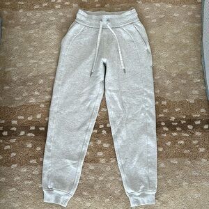 Lululemon scuba joggers size 0